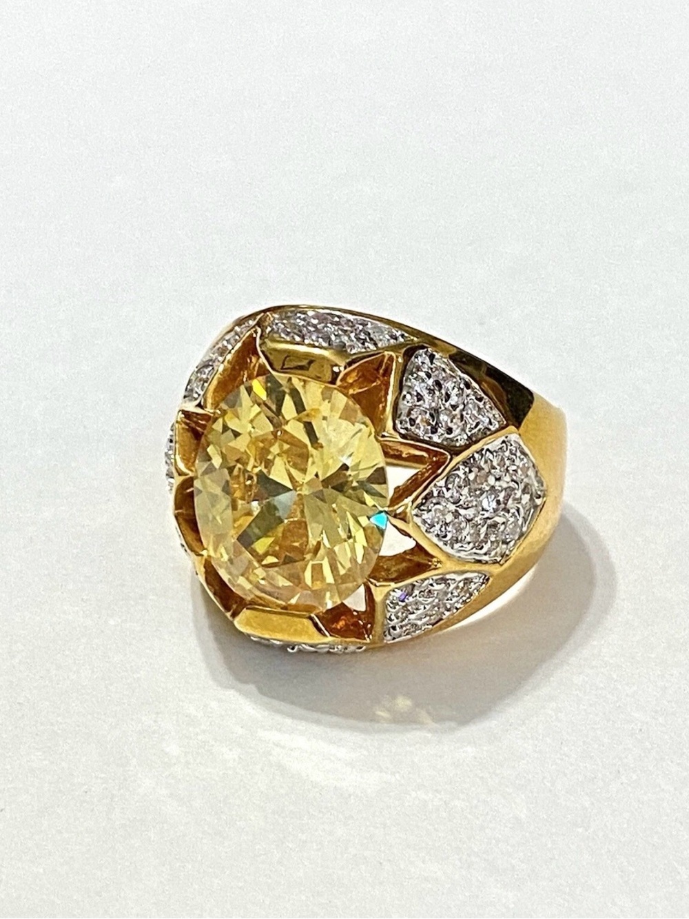 RJG Designer Shiny Statement Gold Tone Faux Citrine Diamond Cocktail Ring Sz 6.5
